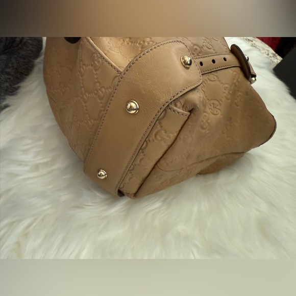 EUC GUCCI GUCISSIMA LEATHER PELHAM - Picture 8 of 16